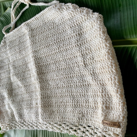 Boho-Chic Cream Crochet Crop Top - Picture 4 of 6